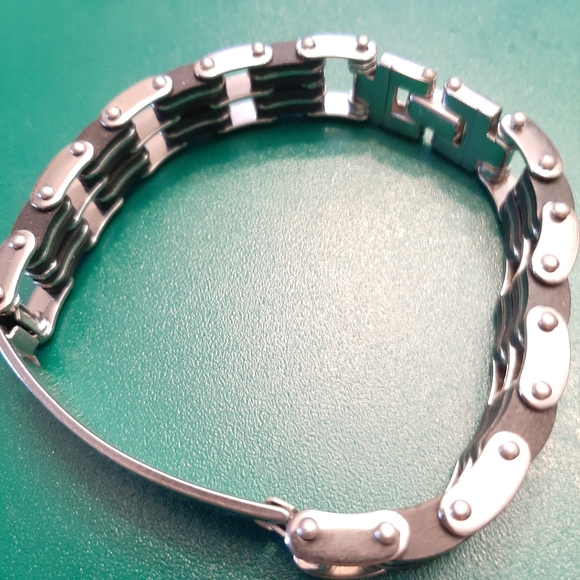 Man's Jewelry - Picture 6 of 7